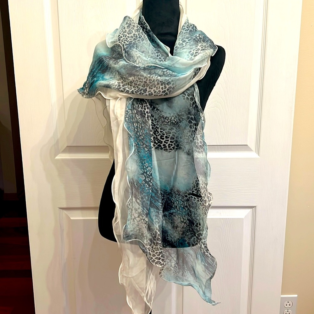 Elegant Animal Print Scarf